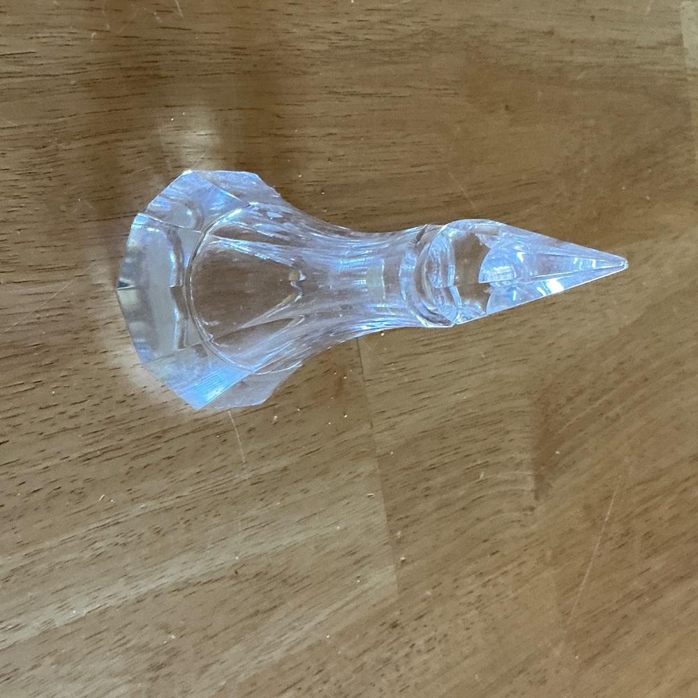 Part of Oneida collection Crystal Decorative vase - Clear Glass